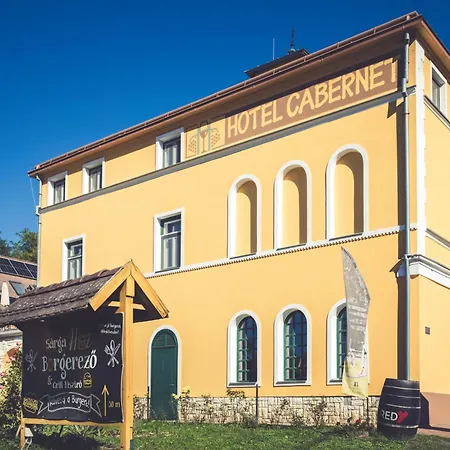Cabernet Szálloda